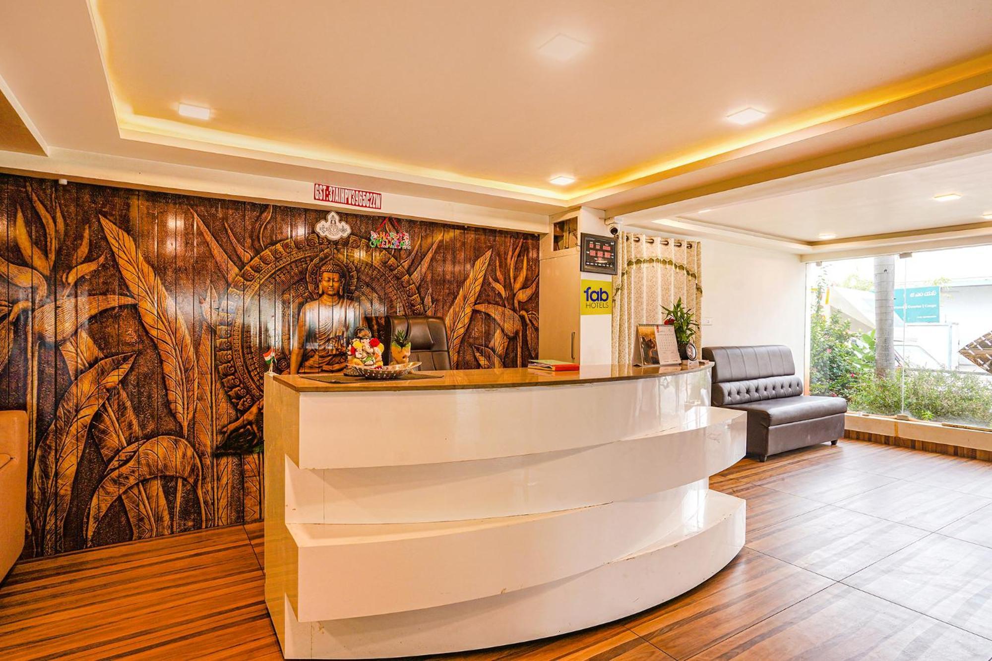 Fabhotel Ambika Elite Buckinghampet Extérieur photo